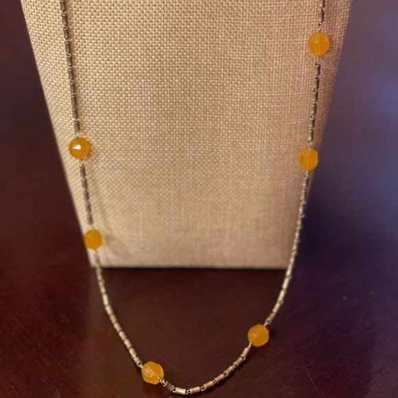 VTG J. Crew Long Bead Necklace Gold Tone Yellow Beads # 239 - Picture 2 of 8